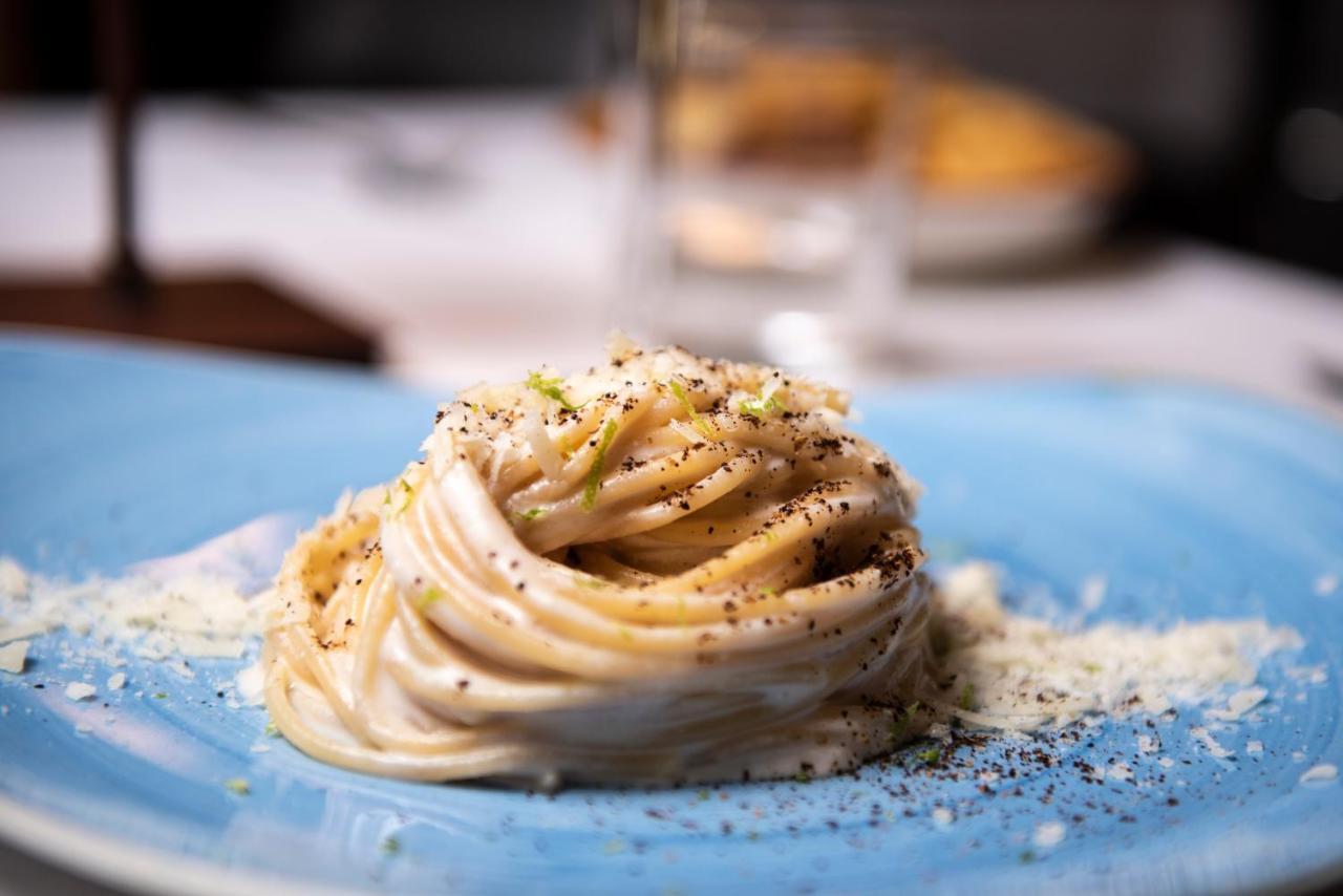 Hotel Osteria Della Pista Dal 1875 Casorate Sempione Zewnętrze zdjęcie